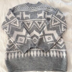 grey oversized sweater